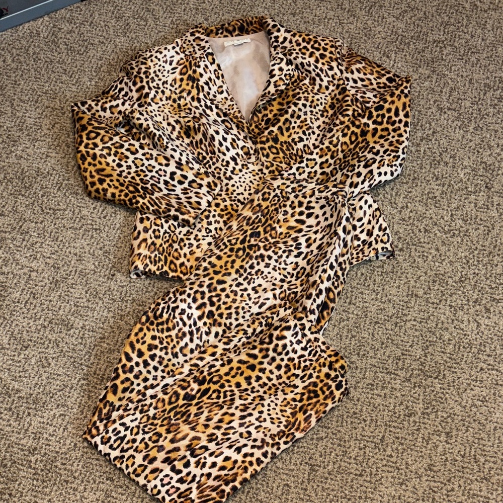 Vintage Leopard Print Blazer Pants Set 100% Silk 10
